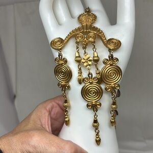 Stupendous Vendome Etruscan Revival necklace